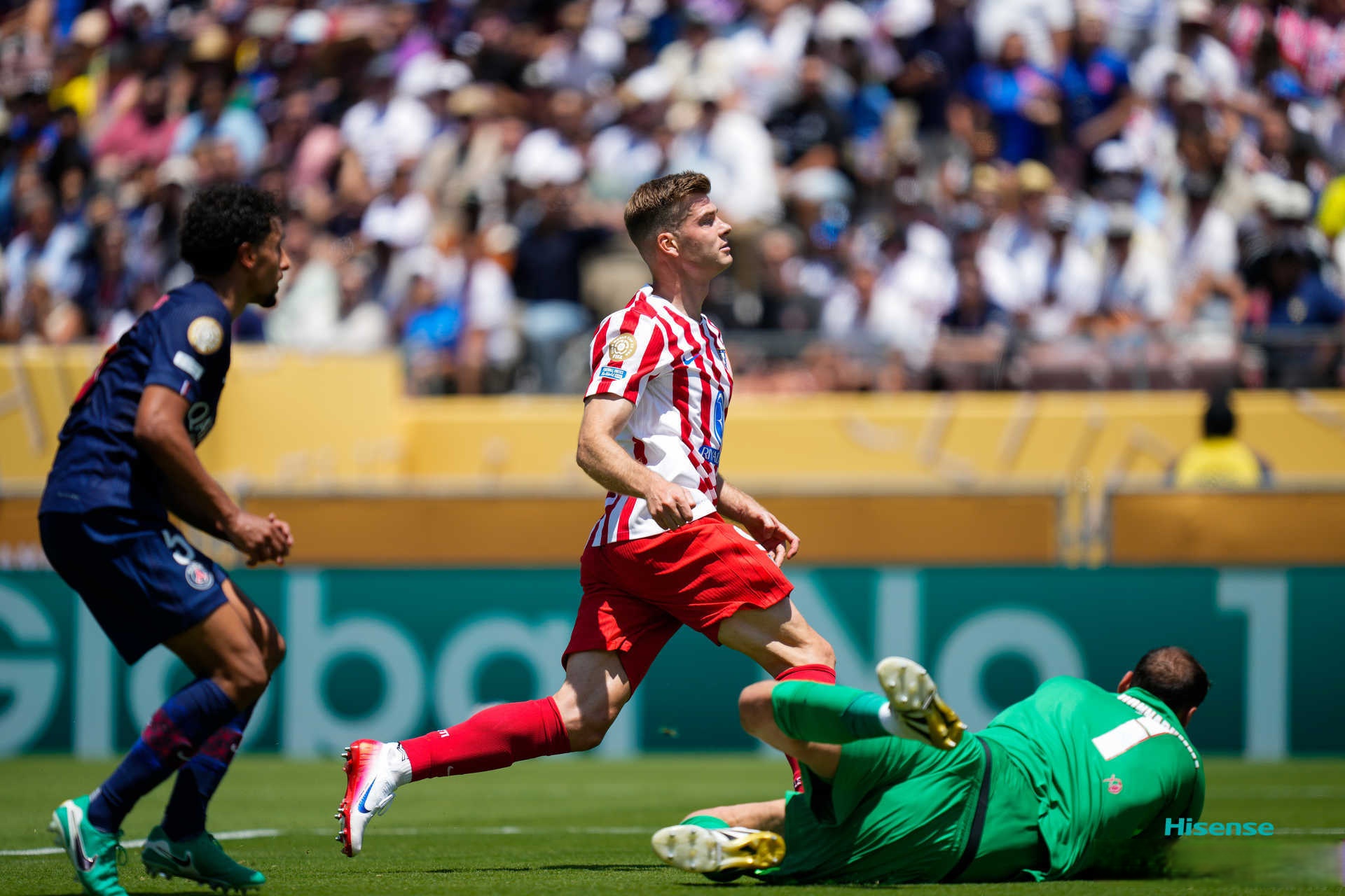 包含冲刺阶段皇家社会完成体检——法国杯节点到来，质疑声仍在，赛季目标并未改变的词条